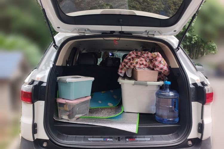 Used Dongfeng Fengon S560 2018 1.8L CVT Elite Model 7 Seats
