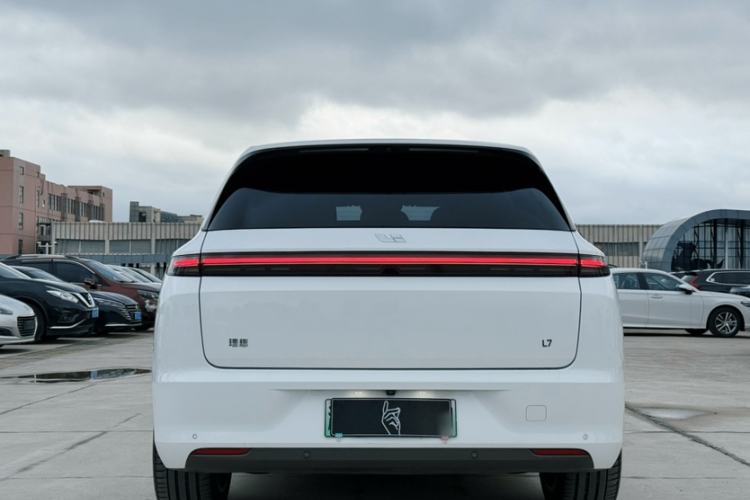 Used Li Auto L7 2023 Max model
