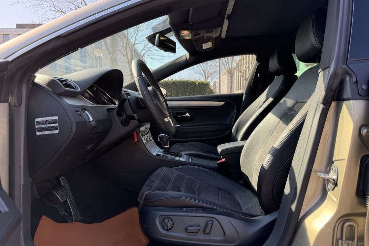 Used Volkswagen FAW-Volkswagen CC 2016 1.8TSI Luxury Model
