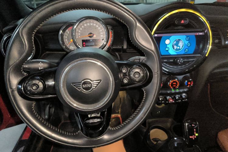 Used MINI MINI 2018 1.5T COOPER CABRIO Classic Edition