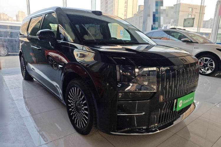 Used Zeekr 009 2024 7-Seater Aisle Version 108 kWh