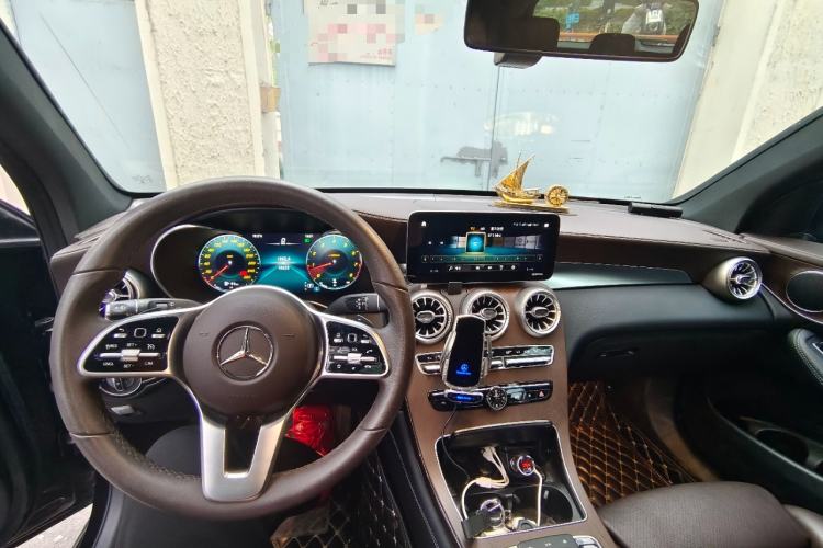 Used Mercedes-Benz GLC 2021 GLC 260 L 4MATIC Luxury Model
