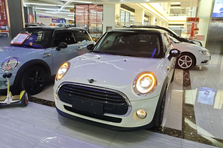 Used MINI 2019 1.5T COOPER Classic Edition