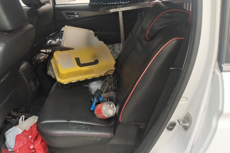 Used CHANGAN KAICHENG Oushang A600 2017 1.5L Manual Luxury Model Left Rear Seat