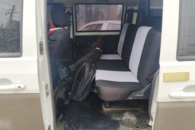 Used Jinbei Hiace X30 2023 1.5L Business-Style Van 2/5-Seater Air-Conditioned Version SWC15M Left Rear Seat