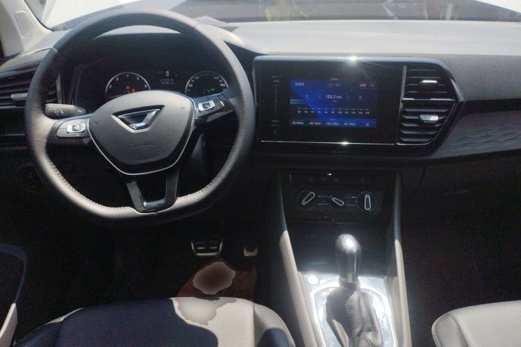 Used Jetta VS5 2019 280TSI Automatic Enjoyment Model Center Console