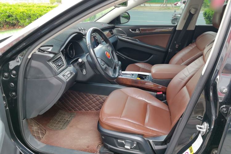 Used Hongqi H7 2015 2.0T Luxury Model Interior 3