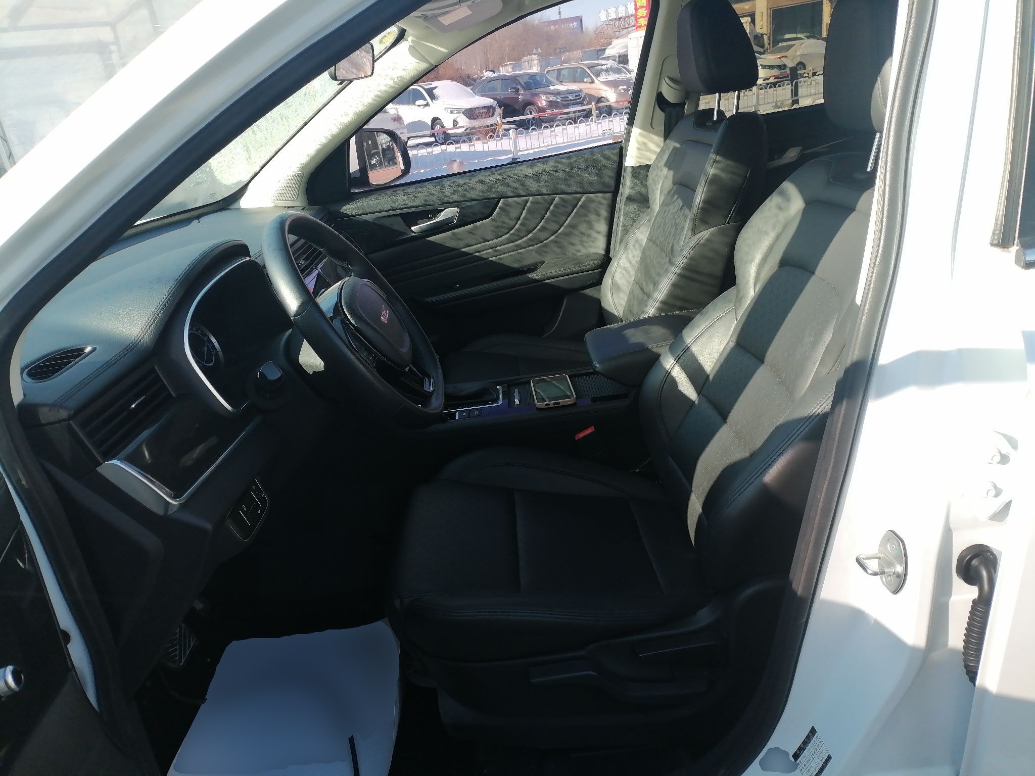 Переднее сиденье в автомобиле