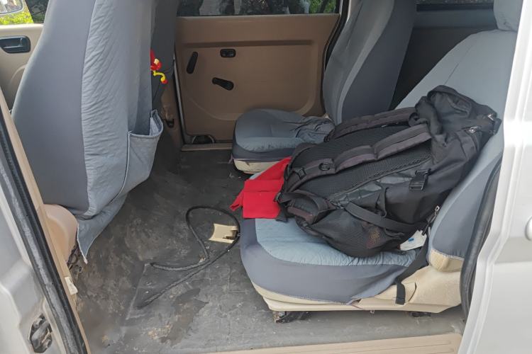 Used Wuling Rongguang 2014 1.2L S Standard Model
