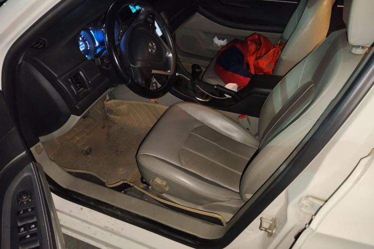 Used BAIC Senova D50 2014 1.5L manual comfort version
