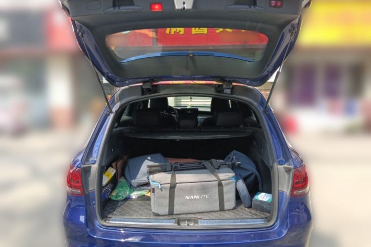 Used Mercedes-Benz GLC 2020 GLC 300 L 4MATIC Dynamic Edition
