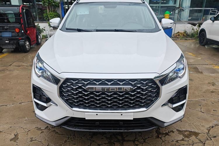 Used JETOUR X70 2024 1.5T DCT Enjoyment Edition 5 Seats
