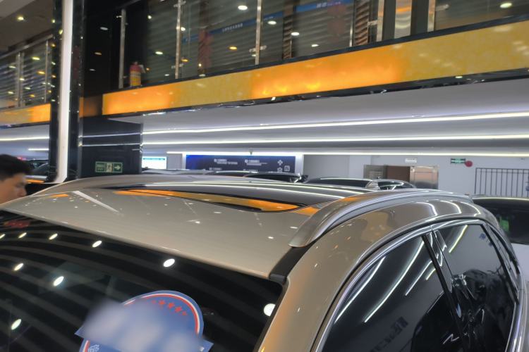 Used Hongqi HS5 2022 Revised Version 2.0T Smart Connect Flagship Edition Roof