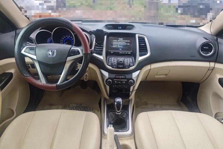 Used CHANGAN Eado 2015 1.6L Manual Luxury Model China IV Standard