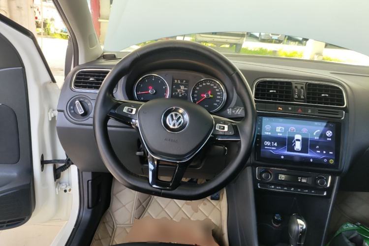 Used Volkswagen Polo 2014 1.6L Automatic Luxury Edition