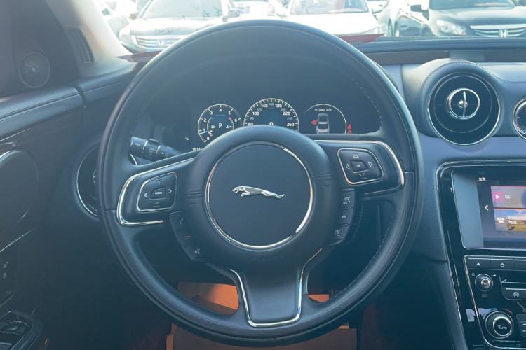 Used Jaguar XJ 2016 XJL 3.0 SC Four-Wheel Drive Panoramic Business Edition