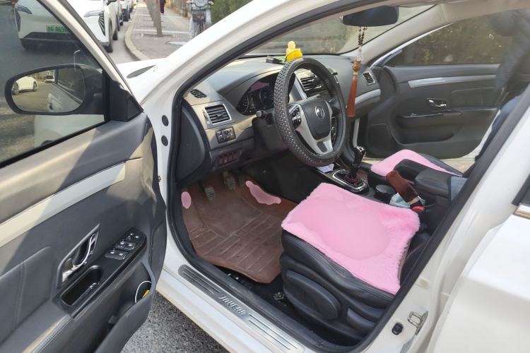 Used FORTHING Joyear S50 2016 1.5L Manual Luxury Edition