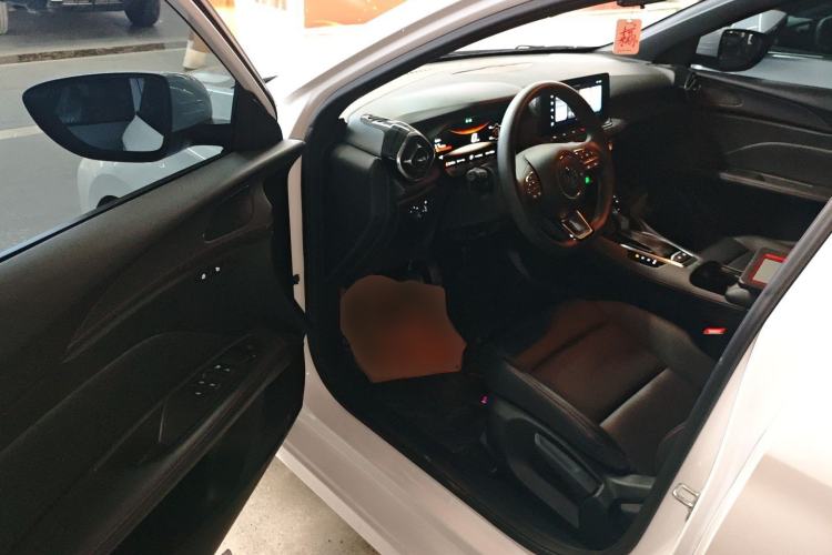 Used MG 5 2025 180 DVVT Global First Edition