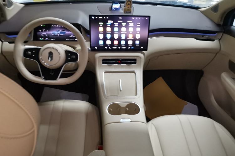 Used Hima H5 2025 Model Range-Extending Max Center Console