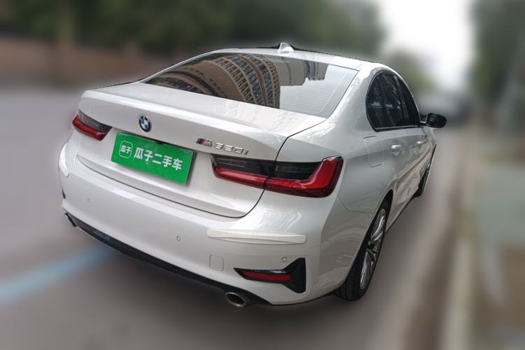 Used BMW 3 Series 2022 320i Sport Package Rear Right 45 Deg