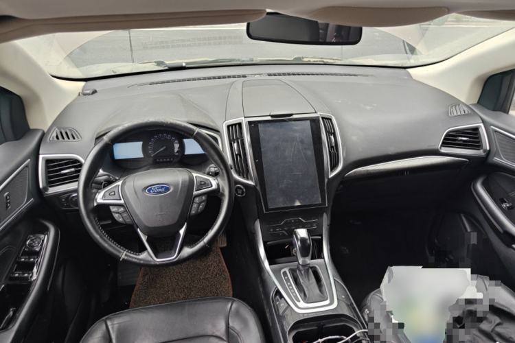 Used Ford Edge 2018 EcoBoost 245 Two-Wheel-Drive Titanium 7-Seater China V Standard Center Console