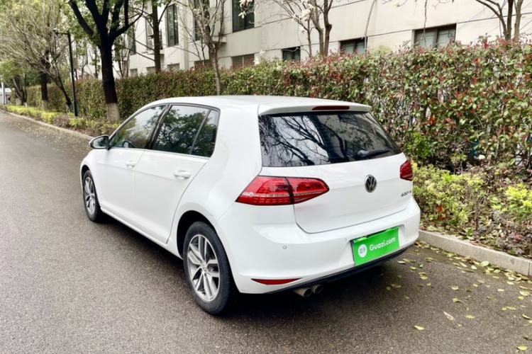 Used Volkswagen Golf 2016 230TSI Automatic Luxury Version