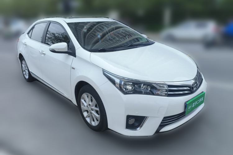 Used Toyota Corolla 2014 1.6L CVT GL-i Leather Edition Front Right 45 Deg