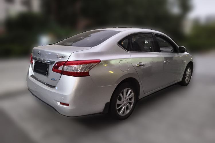Used Nissan Sylphy 2014 1.6XV CVT Deluxe Edition Rear Right 45 Deg