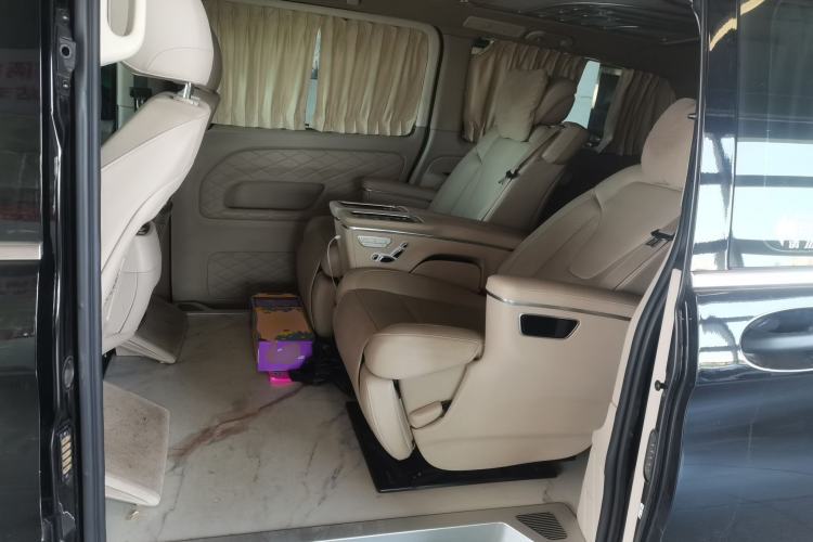 Used Mercedes-Benz Vito 2021 2.0T Business Version 7 Seats