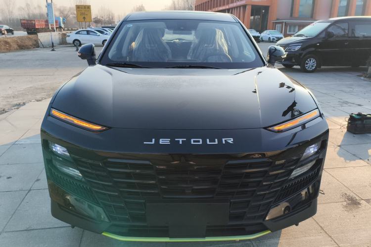 Used JETOUR Dashing 2025 1.5T DCT Beyond Edition
