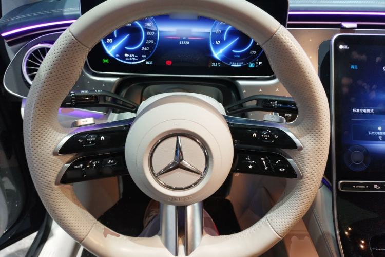 Used Mercedes-Benz EQE 2022 350 First Edition Special Version
