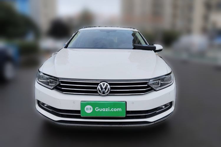 Used Volkswagen Variant 2017 380TSI Two-Wheel Drive Comfort Edition
