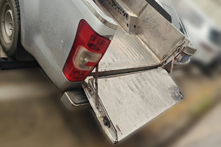 Used Isuzu JLM 2020 2.8T Classic Two-Wheel Drive Diesel Euro VI Comfort Plus Extended Version JE493ZLQ6E
