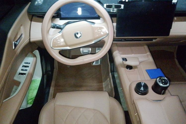 Used CHANGAN UNI-Z New Energy 2024 Blue Whale Smart Electric iDD 125km Beyond Edition Steering Wheel