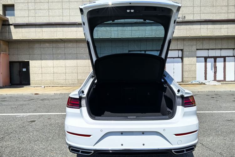 Used Volkswagen FAW-Volkswagen CC 2023 380TSI Striking Edition Trunk