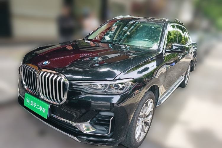 Used BMW X7 2019 xDrive40i Luxury Package with Leading Features