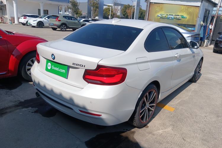 Used BMW 2 Series 2018 220i Sport Design Package
