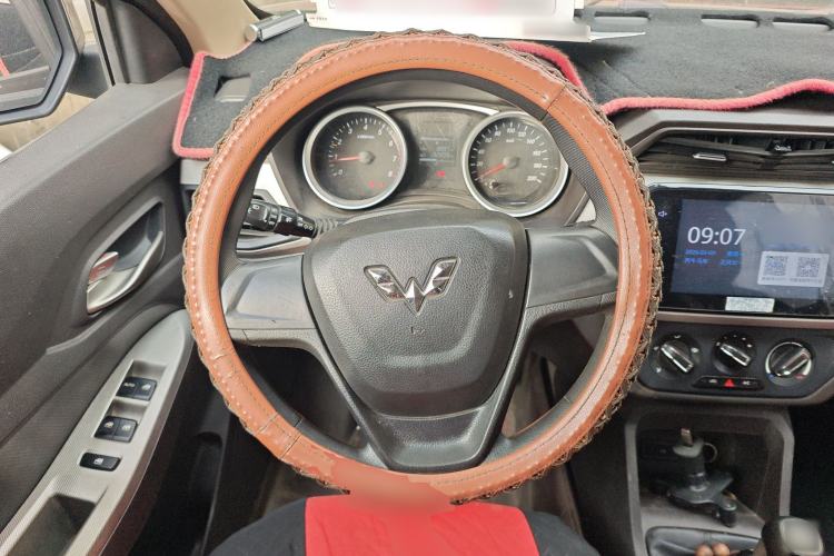 Used Wuling Hongguang 2018 1.5L S Comfort Model L2B