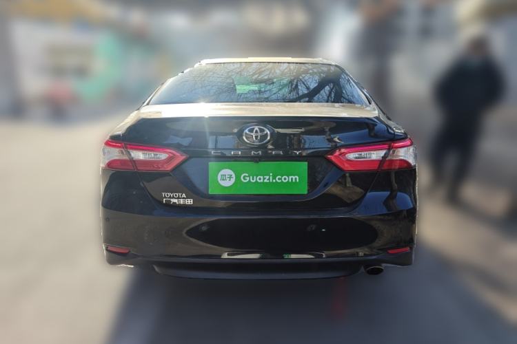 Used Toyota Camry 2018 2.0E Leading Edition