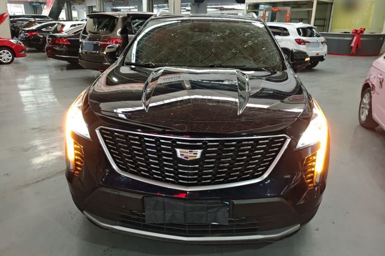 Used Cadillac XT4 2023 28T Two-Wheel-Drive Luxury Version