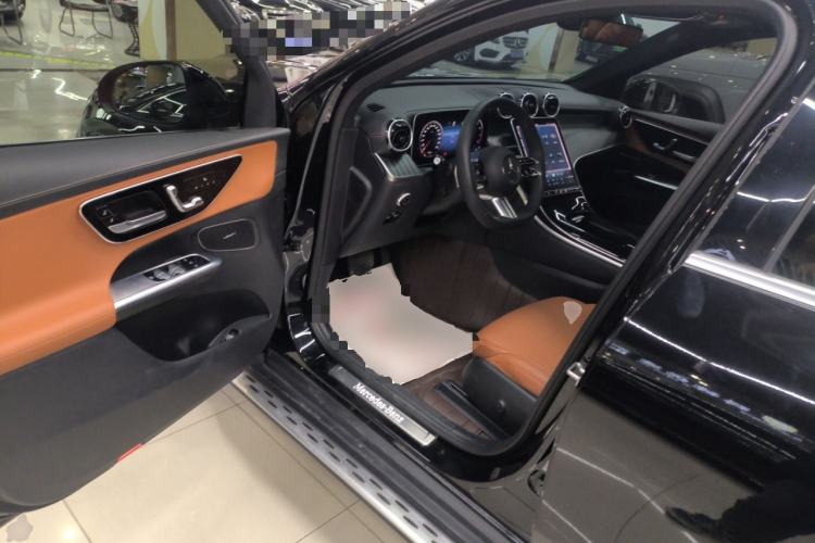 Used Mercedes-Benz GLC 2023 GLC 300 L 4MATIC Dynamic Edition 5-seater Driver Seat