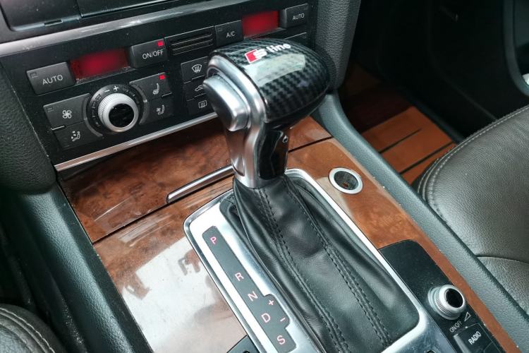 Used Audi Q7 2014 35 TFSI Sport Edition Gear Lever