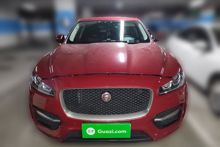 Used Jaguar F-PACE 2016 2.0T Two-Wheel-Drive R-Sport Sport Edition