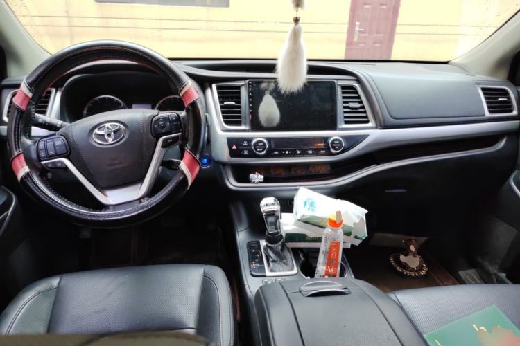 Used Toyota Highlander 2015 2.0T Four-Wheel Drive Luxury Edition 7-Seater
