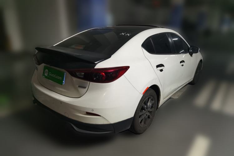 Used Mazda Mazda 3 Axela 2017 Sedan 1.5L Automatic Luxury Model China VI Standard
