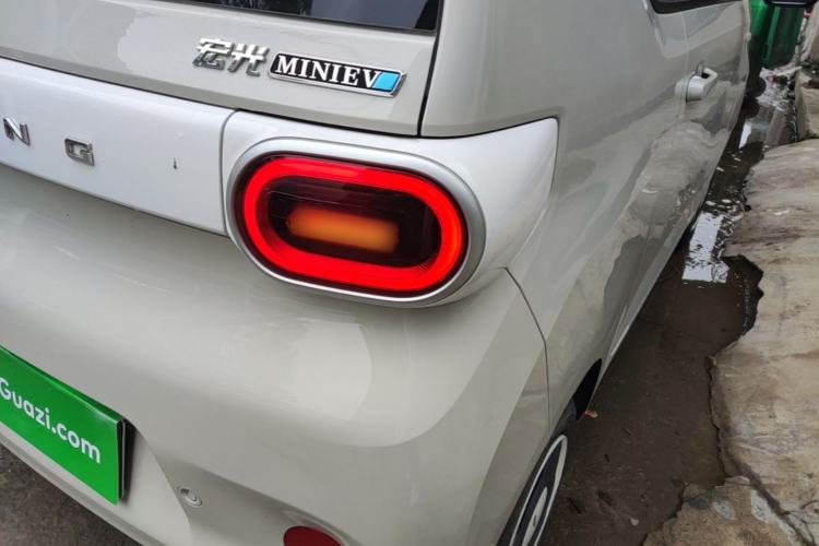 Used Wuling Hongguang MINIEV 2024 3rd Generation 215km Youth Edition Right Rear Taillight