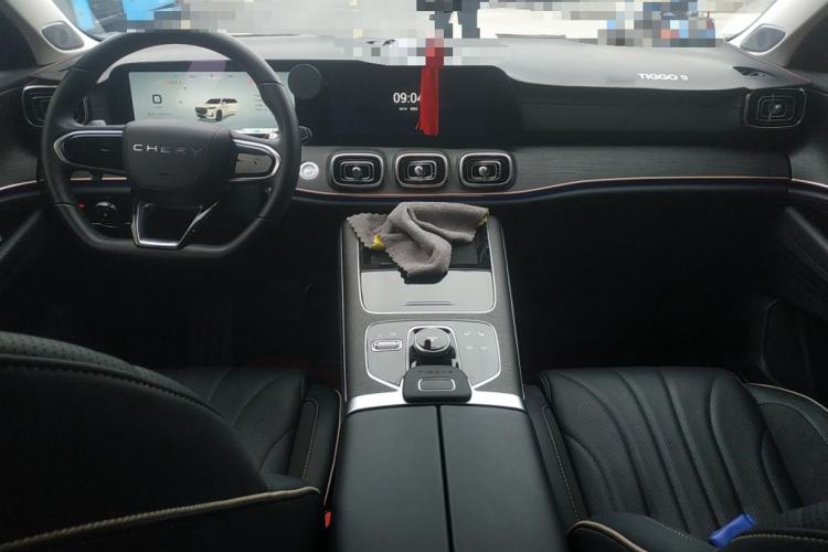 Used Chery Tiggo 9 2023 2.0T Dual-Clutch Two-Wheel Drive Luxury Edition 5 Seats Center Console