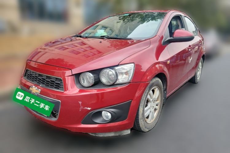 Used Chevrolet Aveo Sonic 2011 Sedan 1.4L Manual Transmission SE