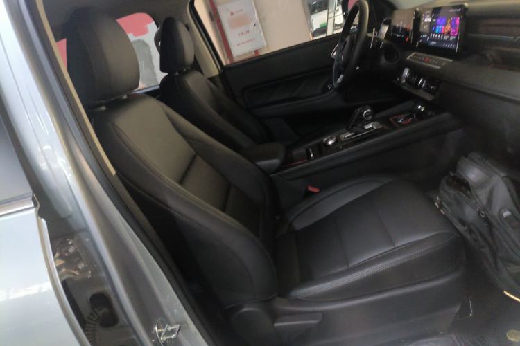 Used Great Wall Poer 2023 2.0T Passenger Version Automatic Diesel 4x4 Comfort Trim – GW4D20M