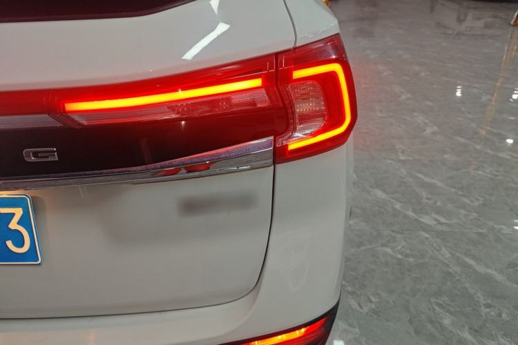 Used FORTHING T5 2023 Grand Edition 1.6L Manual Dream Version Five Seats
